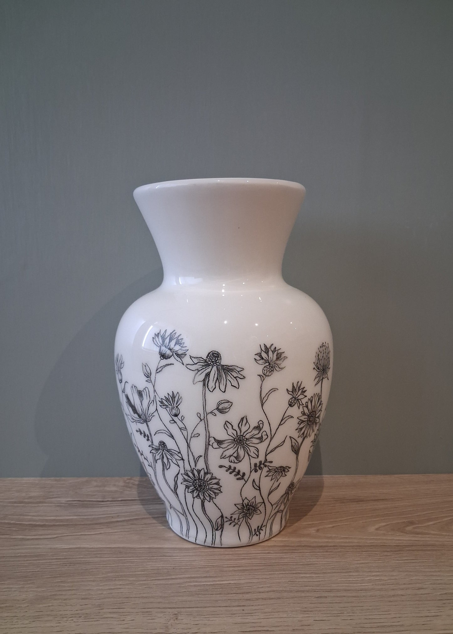 Vase - Botanical