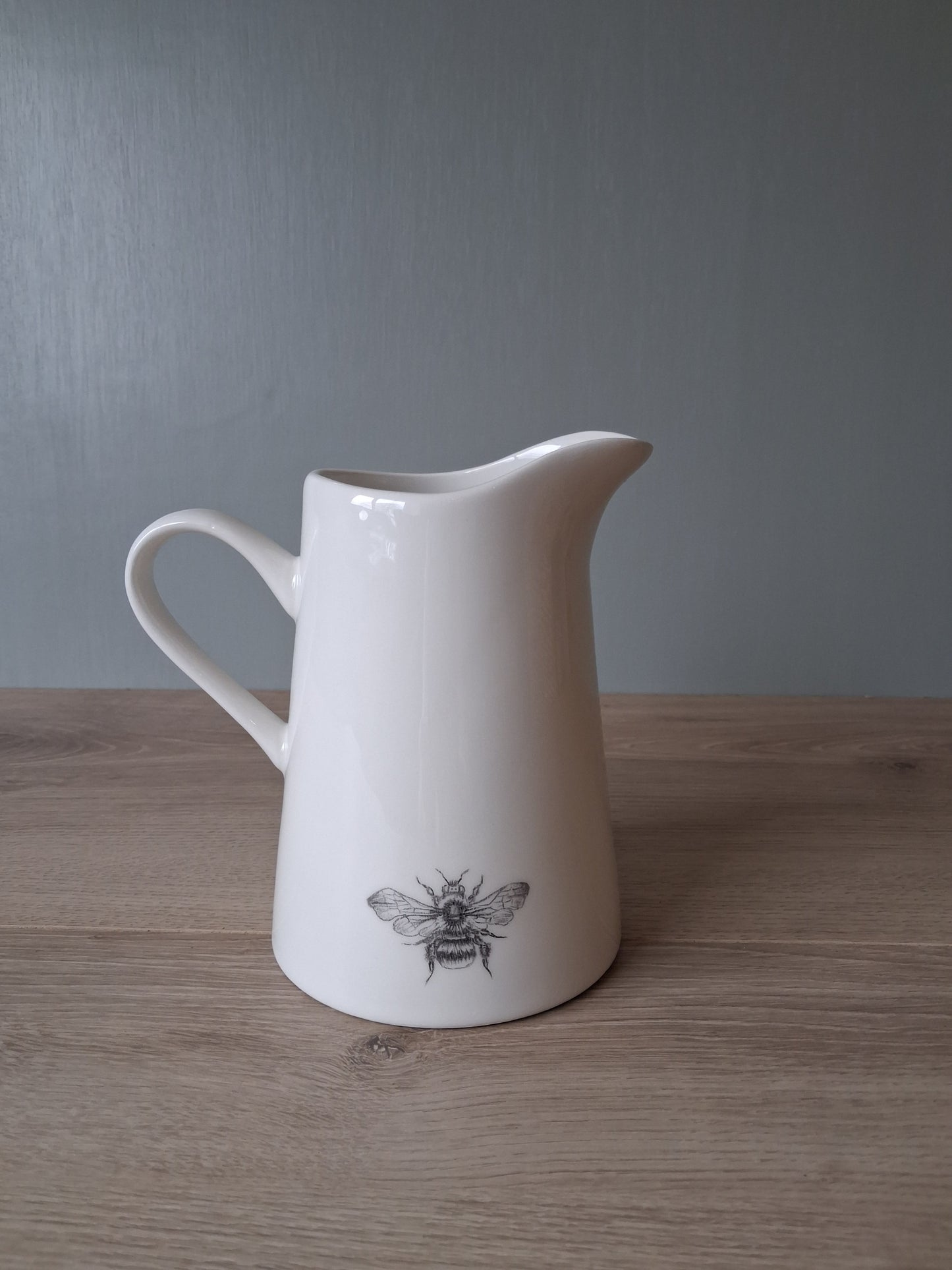 Medium jug - foxglove